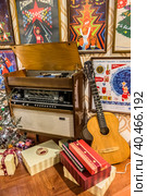 Christmas retro interior 80-es in the USSR (2018 год). Редакционное фото, фотограф Iva Noel / Фотобанк Лори