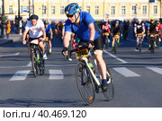 Велогонка La Strada Race. Участники во время заезда. (2023 год). Редакционное фото, фотограф Евгений Кашпирев / Фотобанк Лори