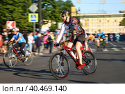 Велогонка La Strada Race. Участники во время заезда. (2023 год). Редакционное фото, фотограф Евгений Кашпирев / Фотобанк Лори