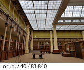 The building of the main post office of St. Petersburg inside (2019 год). Стоковое фото, фотограф Анна Кривицкая / Фотобанк Лори