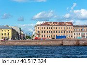 Saint Petersburg, view of the Lieutenant Schmidt embankment at the Blagoveshchensk bridge (2019 год). Стоковое фото, фотограф Ольга Остроухова / Фотобанк Лори