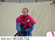Festival of medieval reconstruction "Russian fortress", Fencing on swords in medieval costumes (2015 год). Редакционное фото, фотограф Анна Кривицкая / Фотобанк Лори