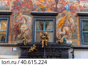 Duke court baroque building facade  in downtown on Herrengasse street. Graz is the capital of federal state of Styria and second largest city in Austria. (2018 год). Редакционное фото, фотограф Анна Кривицкая / Фотобанк Лори