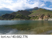 Июньский вечер на озере Гижгит. Кабардино-Балкария (2023 год). Стоковое фото, фотограф Виктор Карасев / Фотобанк Лори