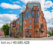 Доходный жилой дом З.А. Перцевой. Летний день. Москва. Россия (2023 год). Редакционное фото, фотограф E. O. / Фотобанк Лори