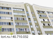 Многоэтажный дом. Новостройка. Жилой дом. (2021 год). Стоковое фото, фотограф Ольга Митряева / Фотобанк Лори