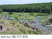 Урал. Порог Ревун на реке Исеть (2023 год). Редакционное фото, фотограф Александр Тараканов / Фотобанк Лори