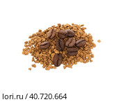 Coffee beans and coffee soluble. Стоковое фото, фотограф Roman B. / Фотобанк Лори
