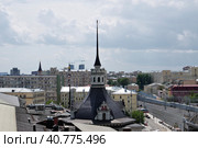 Москва. Вид со смотровой площадки Казанского вокзала на крышу и башню вокзала (2023 год). Редакционное фото, фотограф Илюхина Наталья / Фотобанк Лори