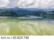 River against the mountains and the cloudy sky, Nam na River, Lai Chau province, Vietnam (2018 год). Стоковое фото, фотограф Михаил Пряхин / Фотобанк Лори