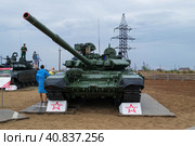 Волгоградская область, Средняя Ахтуба, Россия. Военная техника, основной боевой танк Т-90А в парке Патриот. (2020 год). Редакционное фото, фотограф Андрей Цыганков / Фотобанк Лори