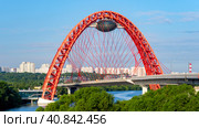 Suspension cable-stayed bridge over the Moskva River, a modern road bridge (2023 год). Редакционное фото, фотограф Скрипачев Антон / Фотобанк Лори
