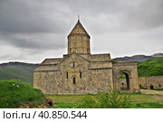 Tatev monastery in mountains of Caucasus, Armenia (2013 год). Редакционное фото, фотограф Сергей Стрелков / Фотобанк Лори