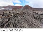 Solid lava plain near active volcano Tolbachik, Kamchatka, Russia. Стоковое фото, фотограф VittoriaChe / Фотобанк Лори