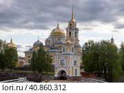 Тверская область. Осташков. Монастырь Нило-Столобенская (Нилова) пустынь. Классический вид (2023 год). Редакционное фото, фотограф Литвяк Игорь / Фотобанк Лори
