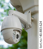 Поворотная камера видеонаблюдения. IP security camera. Стоковое фото, фотограф Татьяна Д / Фотобанк Лори