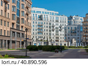 Корпуса жилого комплекса "Парадный квартал". Санкт-Петербург (2023 год). Редакционное фото, фотограф Александр Щепин / Фотобанк Лори
