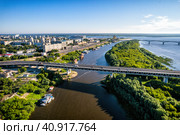 Метромост над Окой в Нижнем Новгороде (2022 год). Редакционное фото, фотограф Илья Старков / Фотобанк Лори