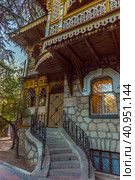Yalta, Crimea  House where Lesya Ukrainka lived in 1897 (architect P.K. Terebenev) (2020 год). Редакционное фото, фотограф Анна Кривицкая / Фотобанк Лори