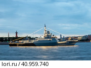Санкт-Петербург День ВМФ 2023 Военный корабли в акватории Невы.Малый ракетный корабль «Буря», бортовой номер 578. Редакционное фото, фотограф Литвяк Игорь / Фотобанк Лори