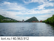 Озеро Култучное. Петропавловск-Камчатский. Россия июль 2023. Стоковое фото, фотограф Владимир Макеев / Фотобанк Лори