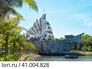 Hòn Miễu island, Vietnam - 11 June 2022: Pirates ship shaped Tri Nguyen Aquarium in Vietnam. Редакционное фото, фотограф Татьяна Терехина / Фотобанк Лори
