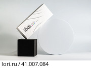 Regenyal Idea  – филлер для процедур контурной пластики с целью моделирования и коррекции недостаточного объёма тканей зон лица (2022 год). Редакционное фото, фотограф Наталья Гармашева / Фотобанк Лори