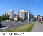 Улица Обручева. Обручевский район. Город Москва (2014 год). Редакционное фото, фотограф lana1501 / Фотобанк Лори