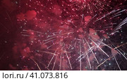Brightly colorful fireworks on twilight background. Стоковое видео, видеограф Евгений Ткачёв / Фотобанк Лори
