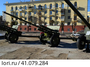 Волгоград, Музей - панорама Сталинградская битва, Россия, 23 августа 2021 года. Военная техника, артиллерия, 57мм противотанковая пушка ЗИС-2. (2020 год). Редакционное фото, фотограф Андрей Цыганков / Фотобанк Лори
