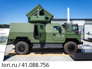 BERLIN, GERMANY - JUNE 23, 2022: Sky Warden NNbS - Small Anti Drone Missile System on Enok by MBDA. Exhibition ILA Berlin Air Show 2022. Редакционное фото, фотограф Sergey Kohl / Фотобанк Лори