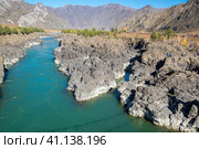 View of river Katun and Altay mountains. Стоковое фото, фотограф Юлия Белоусова / Фотобанк Лори