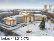 Город Уфа: Черниковка, Дворец культуры имени Серго Орджоникидзе. Вид с воздуха. Ufa city: Chernikovka, Sergo Ordzhonikidze Palace of Culture. Aerial view. (2022 год). Стоковое фото, фотограф Евгений Романов / Фотобанк Лори