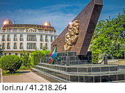 Крым, Евпатория, памятник Евпаторийскому десантникам Великой отечественной войны (2019 год). Редакционное фото, фотограф Андрей Макаренко / Фотобанк Лори