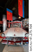 Soviet retro car GAZ-21 "Volga" front view. Exhibit of the museum "Museum of Legends of the USSR" 2023. Редакционное фото, фотограф Анна Кривицкая / Фотобанк Лори