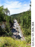 Top view of bed and gorge of mountain river Kyngarga with green forest along the rocky shores on sunny August day. Active summer holidays, hiking and traveling. Siberia. Buryatia. Arshan resort. Стоковое фото, фотограф Виктория Катьянова / Фотобанк Лори