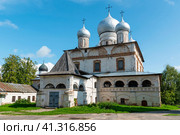 Знаменский собор 17 век. Великий Новгород (2023 год). Стоковое фото, фотограф Александр Щепин / Фотобанк Лори