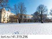 Павловский дворец. Павловск, Санкт-Петербург (2019 год). Редакционное фото, фотограф Александр Щепин / Фотобанк Лори