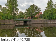 Пеньковый мост через Обводный канал. Город Кронштадт. Санкт-Петербург (2023 год). Стоковое фото, фотограф Румянцева Наталия / Фотобанк Лори