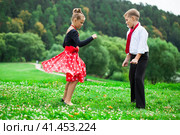 Childrens retro dance couple in suits. Стоковое фото, фотограф Андрей Аркуша / Фотобанк Лори