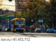 Старый советский трамвай РВЗ-6М2 (2023 год). Редакционное фото, фотограф Илья Старков / Фотобанк Лори
