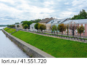 Tver, view of the embankment of Stepan Razin (2023 год). Стоковое фото, фотограф Ольга Остроухова / Фотобанк Лори
