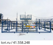 Capacity with methanol. The anti-condensation in the pipeline, the metering installation and capacity fenced. Стоковое фото, фотограф Леонид Еремейчук / Фотобанк Лори