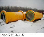 Construction of gas pipeline on the ground. Стоковое фото, фотограф Леонид Еремейчук / Фотобанк Лори