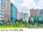 Микрорайон Люберецкие Поля в Некрасовке. Новая Москва (2023 год). Редакционное фото, фотограф Алёшина Оксана / Фотобанк Лори