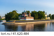 View of the Church of Tsarevich Dimitri on blood in the ancient city of Uglich from the Volga river, panorama (2023 год). Стоковое фото, фотограф Игорь Кляхин / Фотобанк Лори