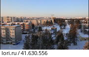 Вид сверху на город Нерюнгри зимним утром. Республика Саха-Якутия (2020 год). Стоковое видео, видеограф Олег Хархан / Фотобанк Лори