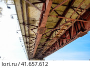 The bridge across the river Protoka in the city of Slavyansk-on- Стоковое фото, фотограф Леонид Еремейчук / Фотобанк Лори