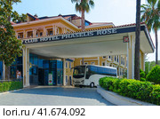 Club Hotel Phaselis Rose, Текирова, Турция (2022 год). Редакционное фото, фотограф Ольга Коцюба / Фотобанк Лори