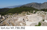 Bird's eye view of Rhodiapolis remains, near Kumluca in Antalya Province, Turkey. Стоковое видео, видеограф Яков Филимонов / Фотобанк Лори
